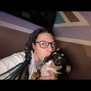 Meet your Posher, Daniela